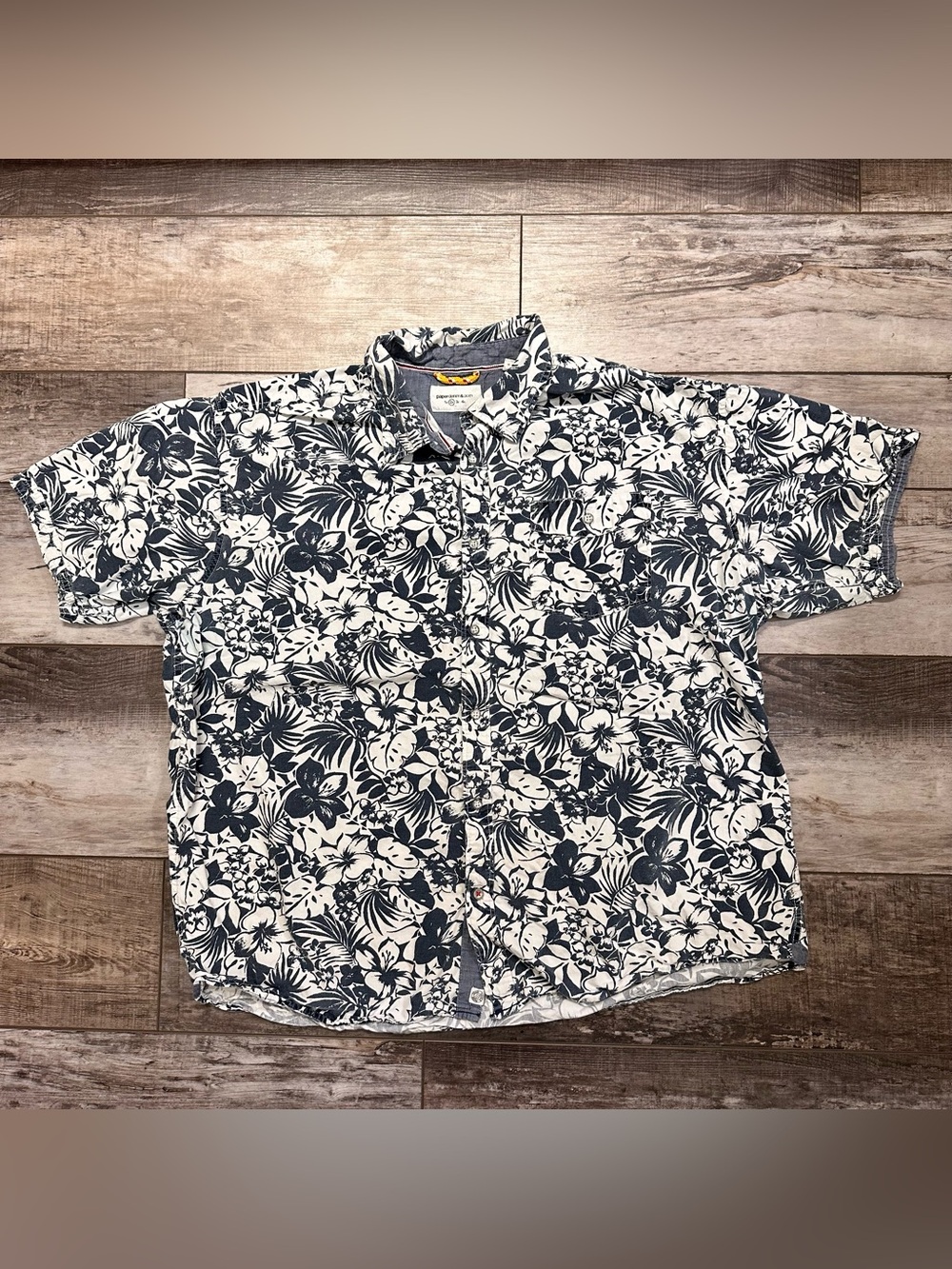 Paper Denim & Cloth Navy and White Floral Short-Sleeve Button-Down Shirt